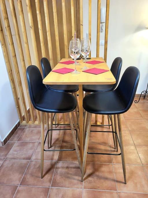 Flamenco, Apartamento Exclusivo De Dos Habitaciones En El Pleno Del Casco Antiguo, Alicante, Playa, Centro Historico, Rambla ภายนอก รูปภาพ